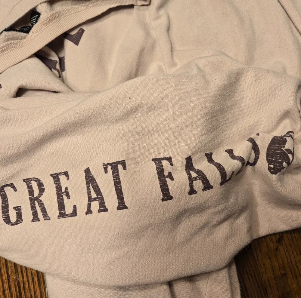 TorridxVinyl Icons  Yellowstone Sweatshirt 6X EUC - Picture 9 of 10